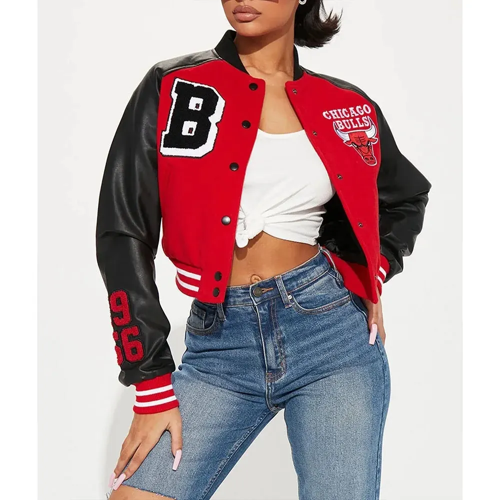 Chicago Bulls Women’s Cropped Varsity Jacket